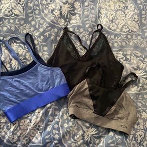 Lot of xs sports bra